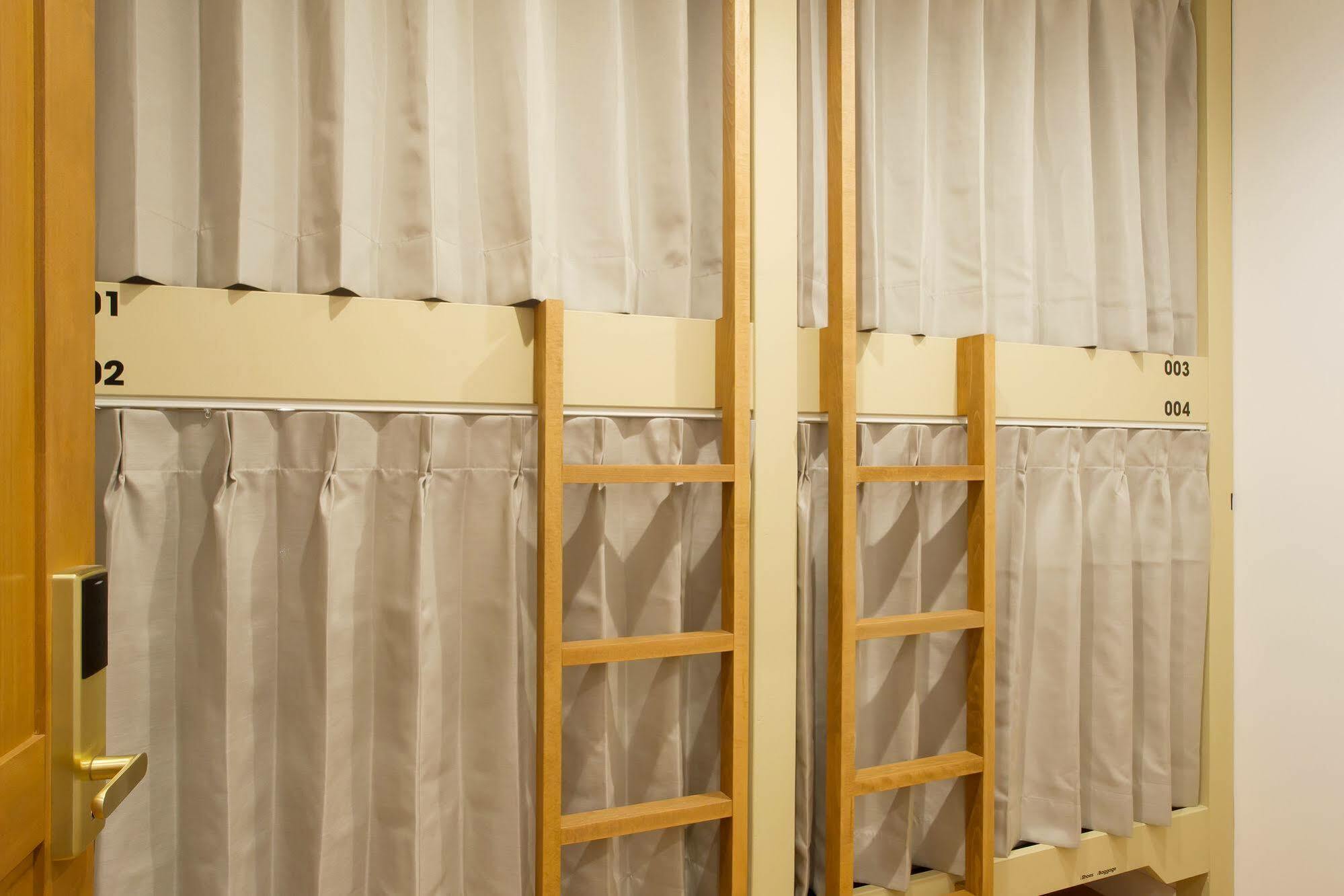 The Next Door Hostel, lower east nine 京都市 エクステリア 写真